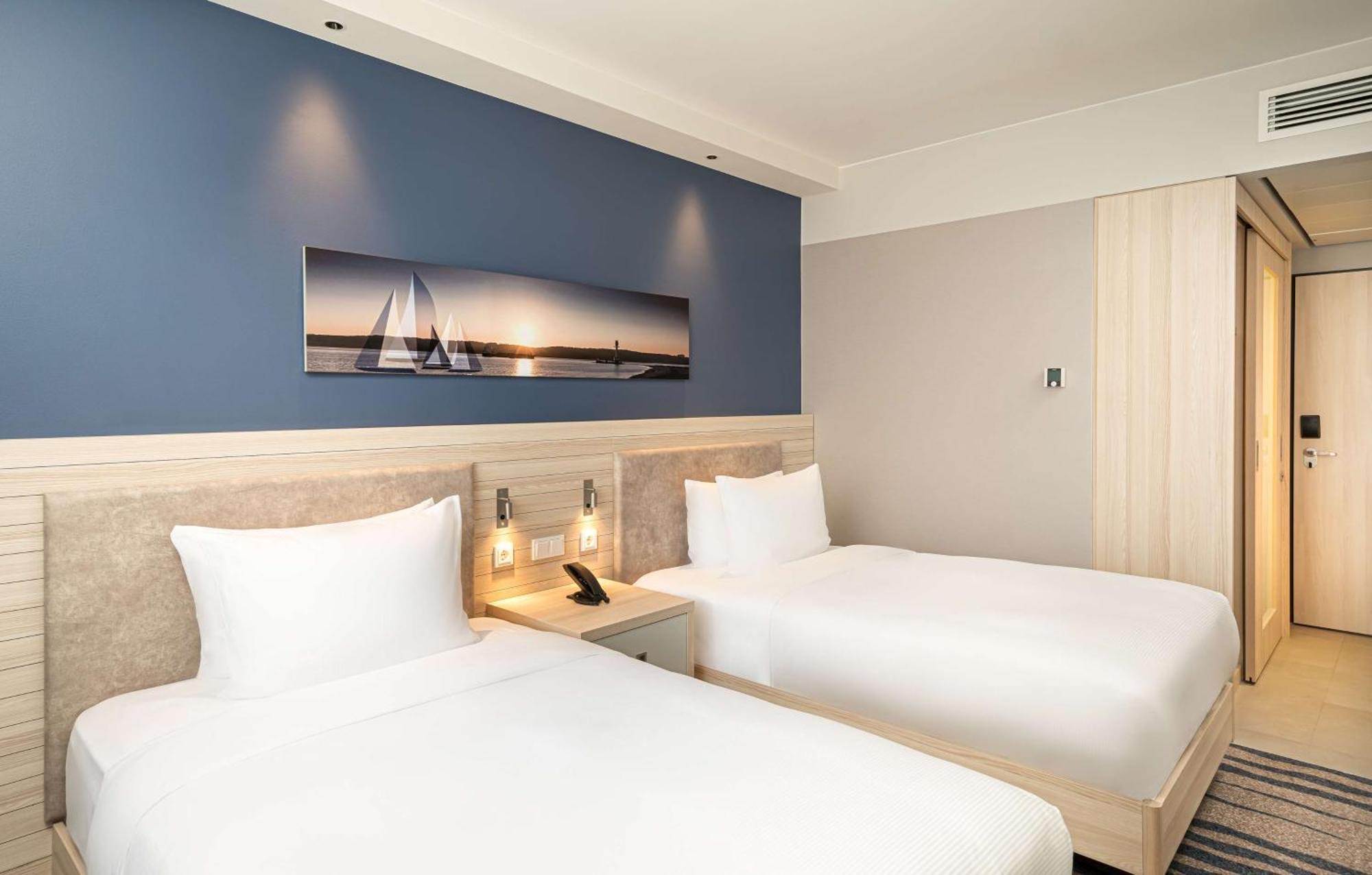 Hampton By Hilton Kiel Hotel Exterior foto