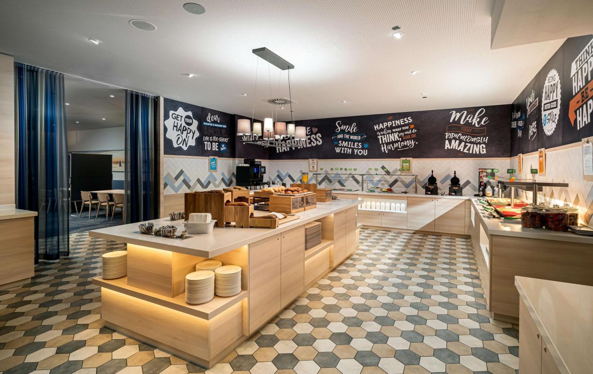 Hampton By Hilton Kiel Hotel Exterior foto